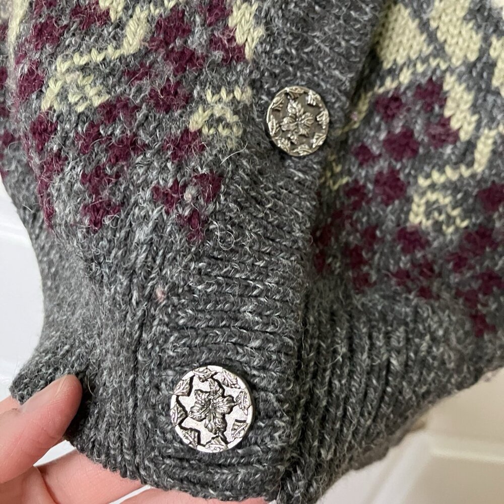 Northern Reflections Multicolor Patterned Button-Front Cardigan - Picture 6 of 7